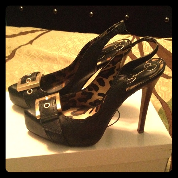 🚫SOLD 🎉HOST PICK🎉 Jessica Simpson heels