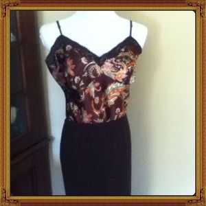 🚫SOLD🚫✨NWOT✨ Gorgeous Paisley Camisole