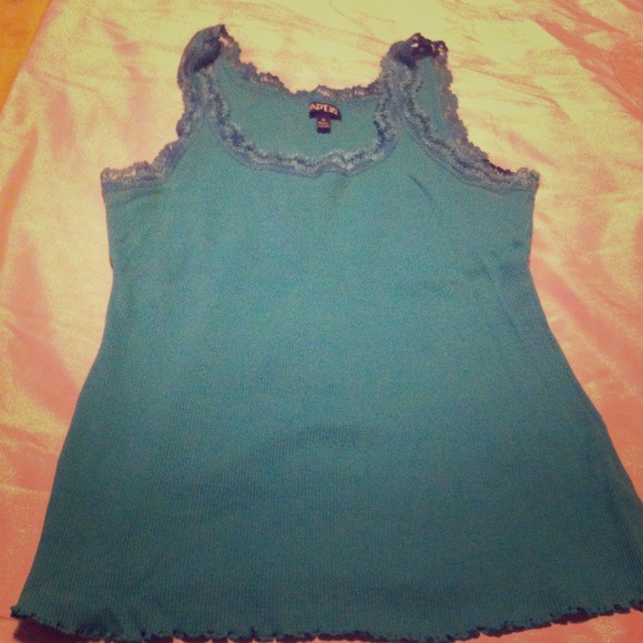 Cute turquoise tank top