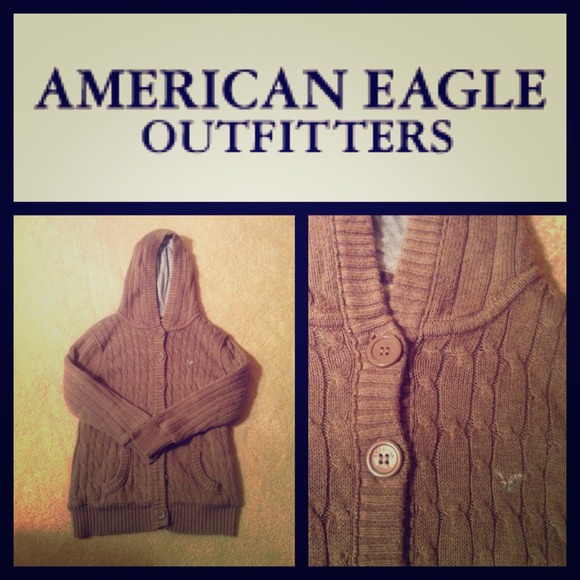⛔️ON HOLD⛔️ Tan American Eagle Hooded Sweater