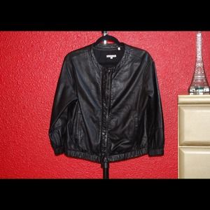 Vince Jackets & Coats - Vince leather bomber Vince Jackets & Coats - Vince leather bomber