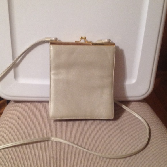 Cross bag - Picture 3 of 3