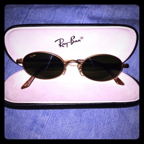 Ray-Ban Accessories - HOLD!!! Till February 1st!! Great pair of ray-bans