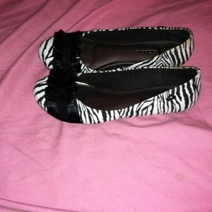 Fergalicious by Fergie zebra striped ballet flats