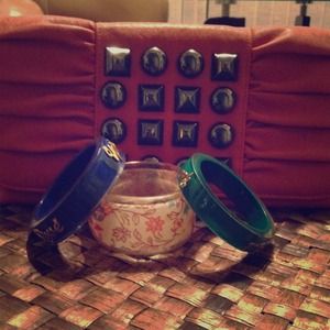 ✨✨Elegant Clutch And Bracelet Bundle✨✨