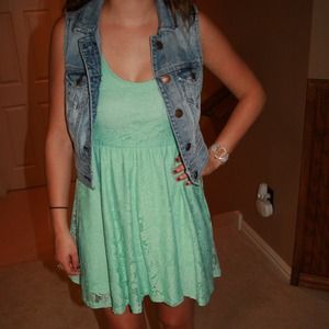 Beautiful mint green lace dress