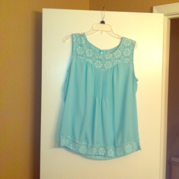 🔶 Traded to lalaellac 🔶 Mint Top - Picture 1 of 2