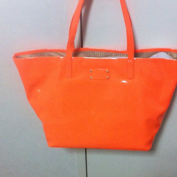 ⛔️⛔️⛔️SOLD⛔️⛔️⛔️authentic Kate spade handbag - Picture 4 of 4
