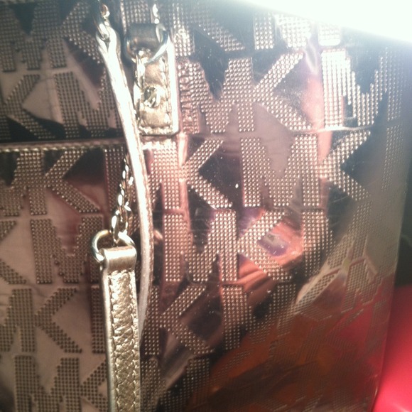 Michael kors jet set chain tote. NO TRADES! - Picture 3 of 4