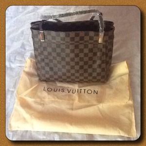 LV