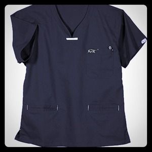 Huge selection of scrubs! Iguana med top size XS