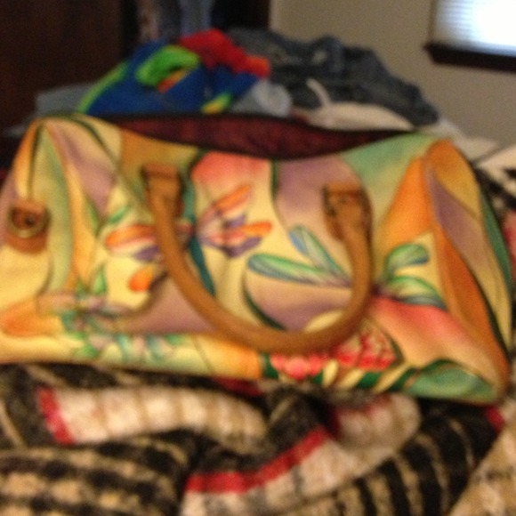 A hand painted satchel excellent condition