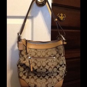 Authentic COACH PURSE🔻REDUCED