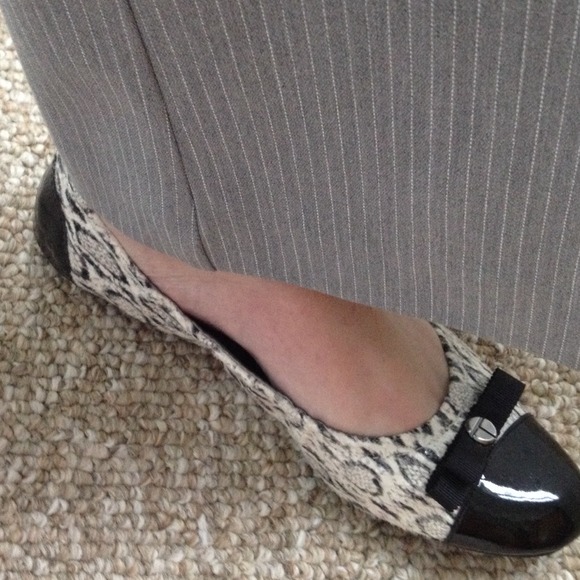 Tahari ballet flats