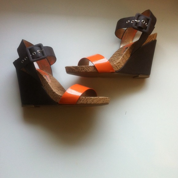 Never worn BCBG cork wedges