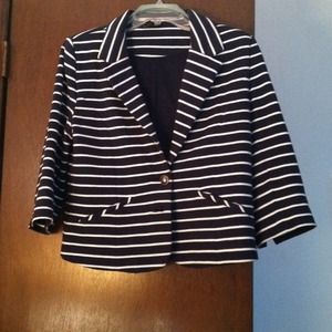 3/4 sleeved blazer