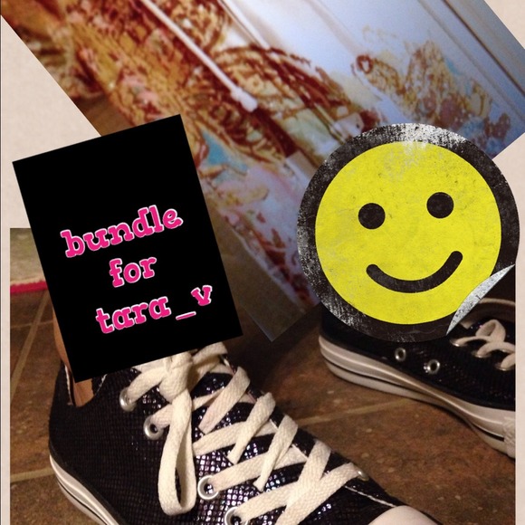 ❌❌reserved❌❌ 👟Converse low top / w white zip top