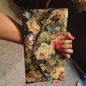 Vintage clutch