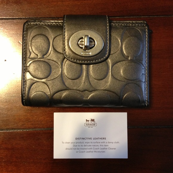 Coach wallet