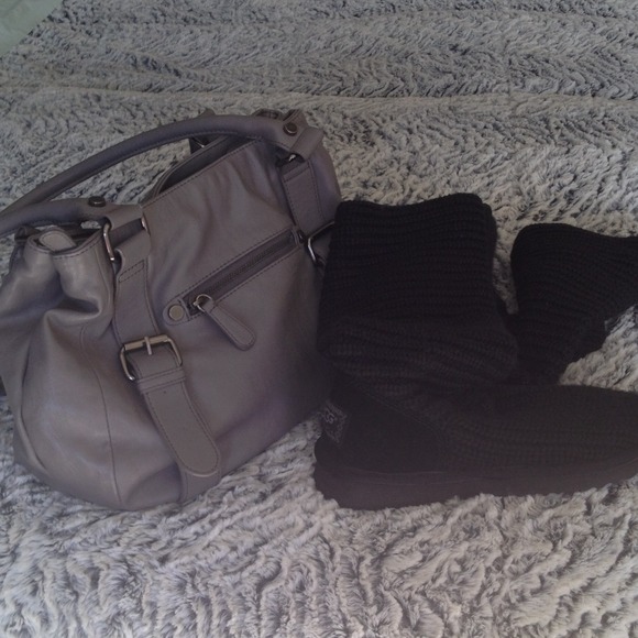 Bundle!!! Uggs and gray ALDO bag
