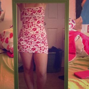 White and red Hawaiian print dress