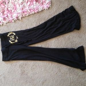 Black sweatpants
