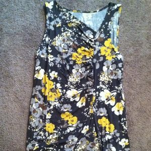 🆕Listing..💛Very Nice Yellow and Gray Top💛