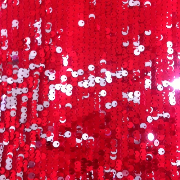 Top - Picture 2 of 2