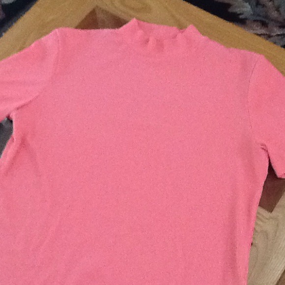 Donated..Worthington tangerine mock turtleneck