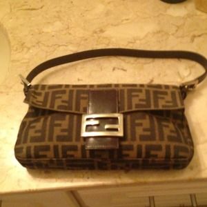 Fendi baguette original handbag