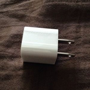 Apple 5W USB Power Adapter