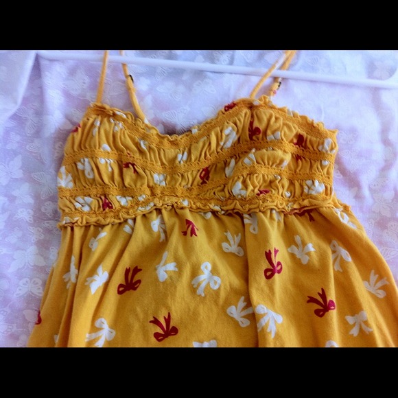 Top - Picture 2 of 2