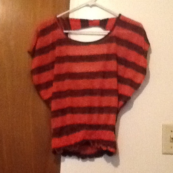 Striped shirt! 👚💎