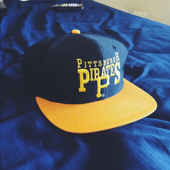 Pittsburg Pirates SnapBack. - Picture 1 of 3