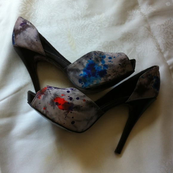 Ed Hardy Platform Heels, Great Condition! - Picture 3 of 4