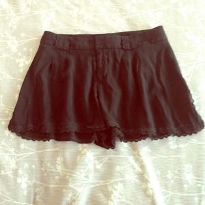 Guess laced detail shorts