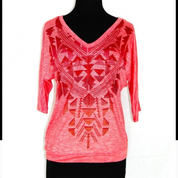 ¡¡¡SALE!!! New Red tribal print top