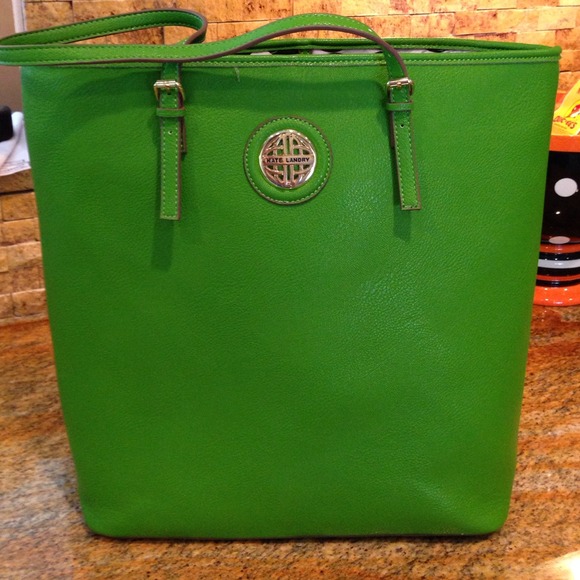 Green tote bag