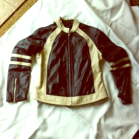Soft, fitted Wilson's black/cream leather jacket