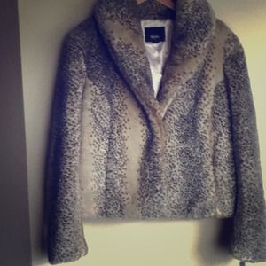 Faux fur coat!!!