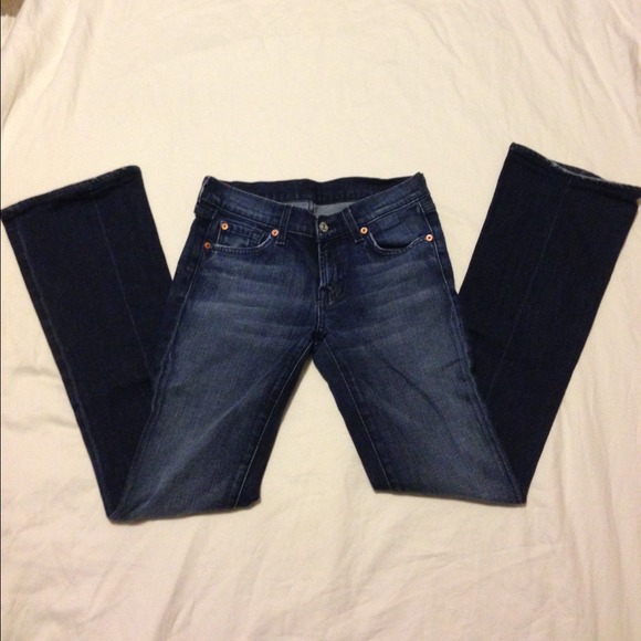 💯% Authentic 7 For All Mankind Bootcut Dark Denim - Picture 3 of 4