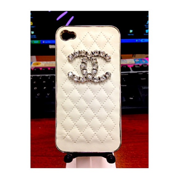 Quilted iPhone 4 case
