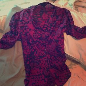 Banana republic dressy blouse very gorgeous on