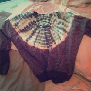 Tiedye crop sweater