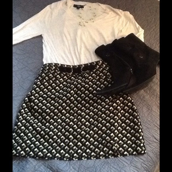 LOFT Dresses & Skirts - LOFT Corduroy Skirt