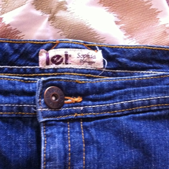 Levi mini skirt - Picture 2 of 4