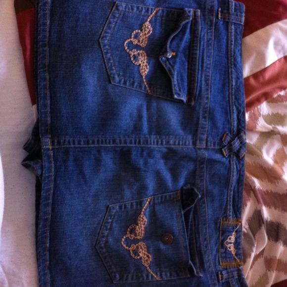 Levi mini skirt - Picture 3 of 4