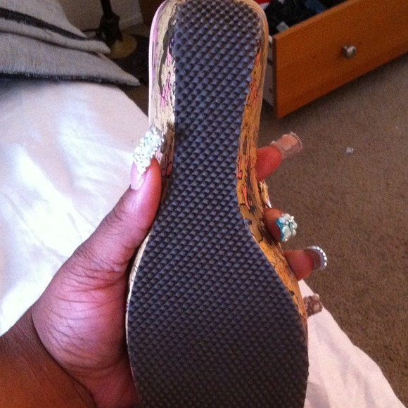 Baby Phat Heels - Picture 3 of 4