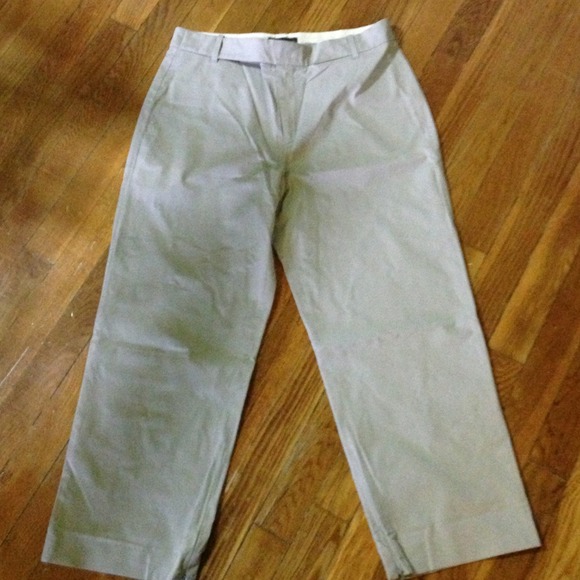 Light grey banana republic Capri