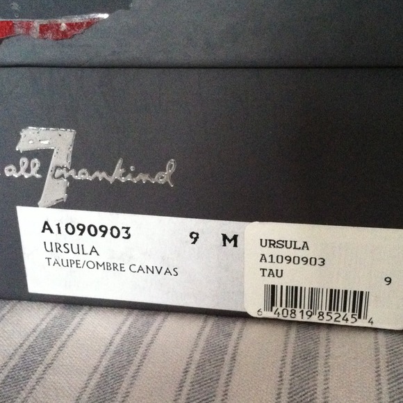 7 for all mankind "Ursula" heels - Picture 2 of 3